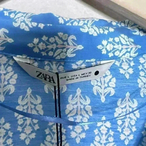 ZARA NWT WHITE BLUE PRINT SHORT DRESS V NECK SIZE Large - Picture 7 of 9